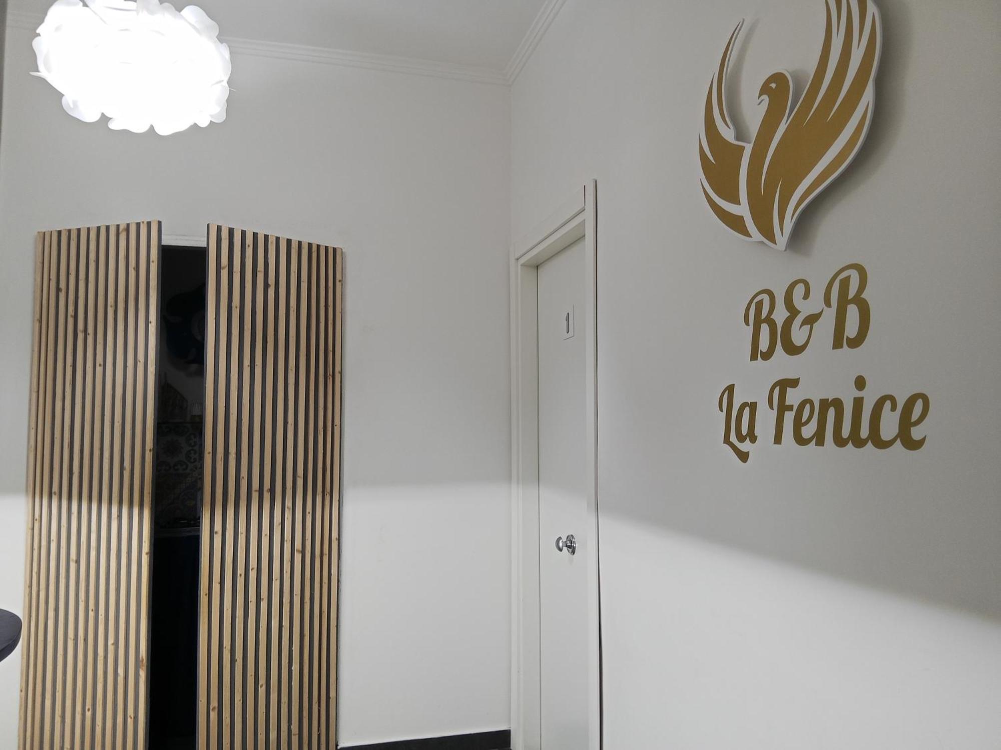 B&B La Fenice Помпей Екстериор снимка