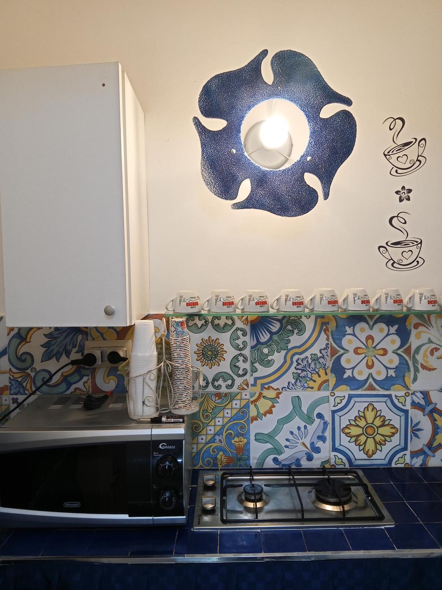 B&B La Fenice Помпей Екстериор снимка