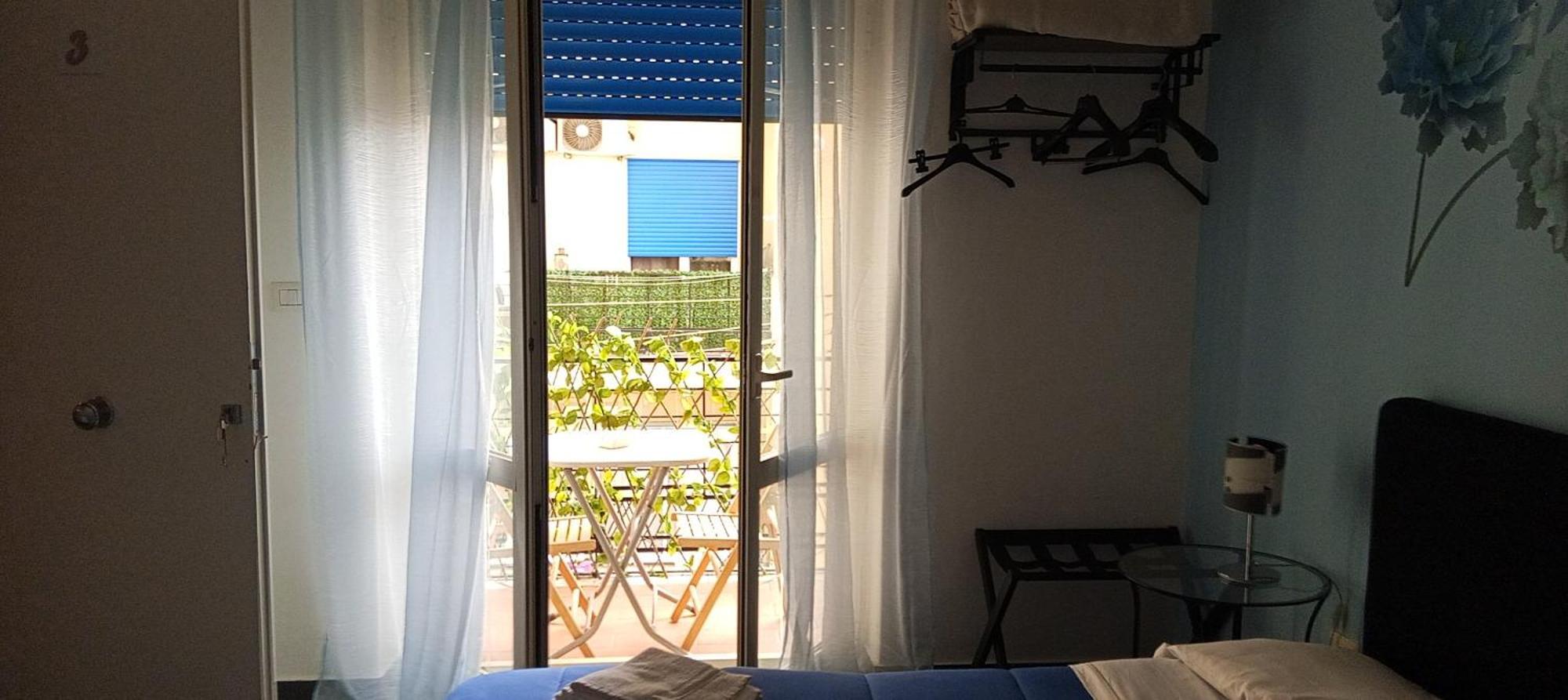 B&B La Fenice Помпей Екстериор снимка
